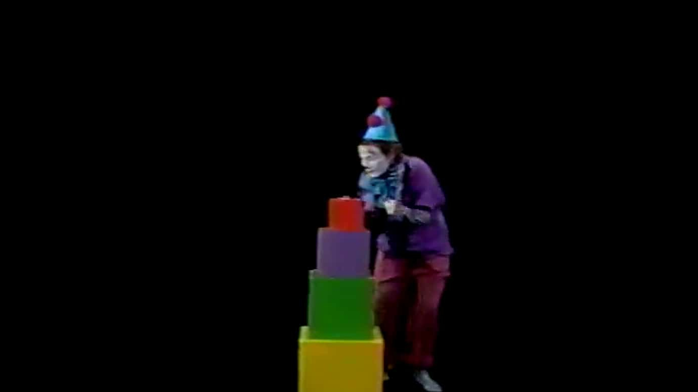 Clown A-round, Clown A-square